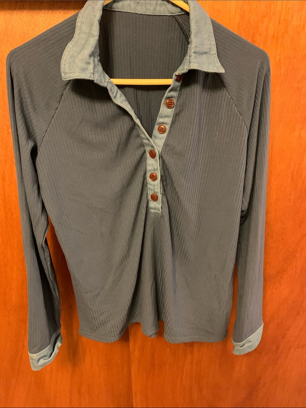 Source Unknown Slate Blue Ribbed Henley with Light Chambray Trim